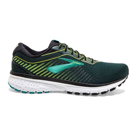 lightweight wide running shoes